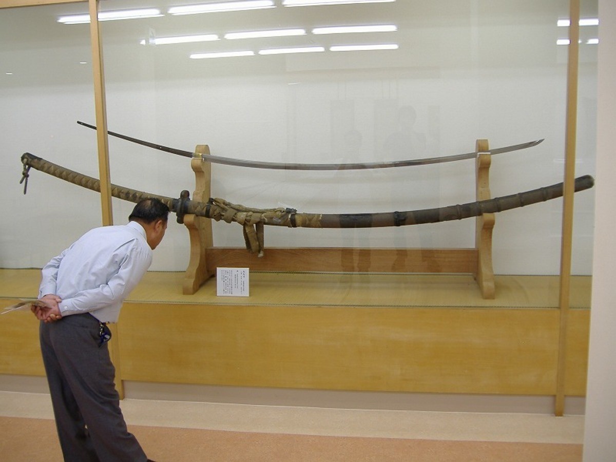 Японский меч Нодати